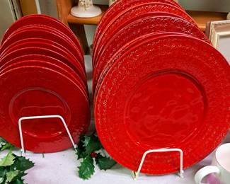 Holiday china. Italian "Ceramiche Virginia" plates