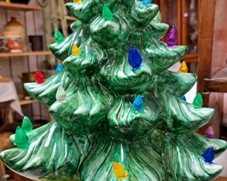 1/2 OFF SATURDAY ALL REMAINING ITEMS!!
2 Day Large Estate/ Holiday Sale!! Contents from 6 different estates/families under one roof, including Part 3 of 3 Holiday
Sale