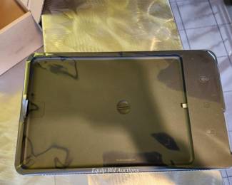 Square Vesa, Stand Mount. New In Box Model PAK-0493-01