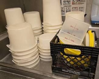 Plastic Storage Containers Assorted Sizes