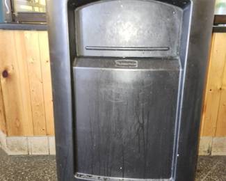 Rubbermaid Black Lobby Trash Can