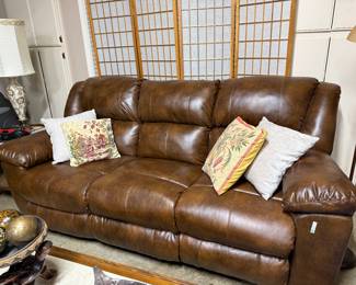 Reclining Sofa