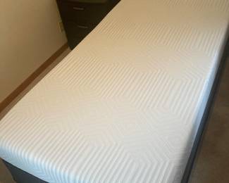 Snug memory foam twin mattress