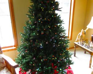 7.5ft Kensington fir tree with remote