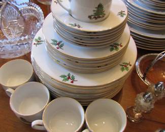 Meiwa "Home for the Holidays" set