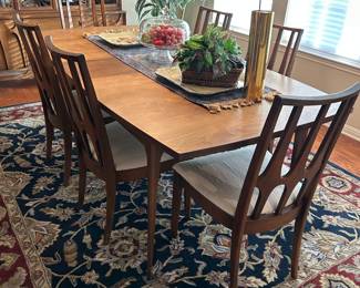 Broyhill Brasilia Mid Century Dining Table w/ one Leaf and 6 Chairs
