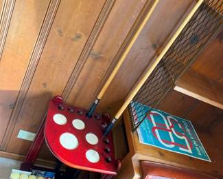 105 Pool Table Corner Cue Rackmin