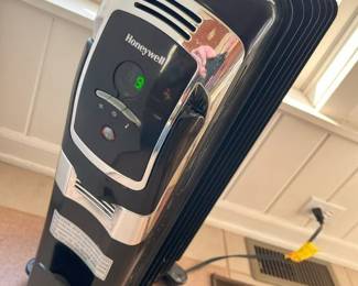 105 Honeywell Electric Radiatormin