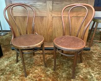105 MCM Finnish Bentwood Chairsmin