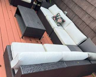 105 Outdoor Woven Poly Patio Setmin