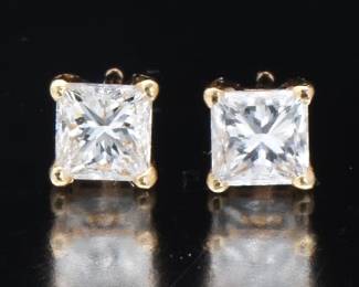 A Pair of 0.84 Carat Diamond Stud Earrings, GIA Reports 