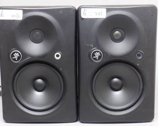 LOT OF 2 MACKIE HR624 MARK II POWERED SPEAKERS