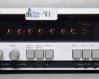 TANDBERG TR2030 STEREO RECEIVER