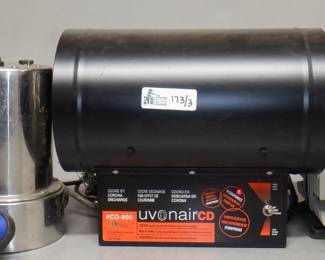 LOT OF 3 ITEMS INCLUDING PUMP, UVONAIR CD-800.