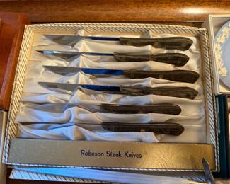 Vintage Robeson steak knife set