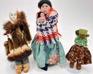 3 Native American Dolls: Alaskan Bone Body & Real Fur By Vincent & Molly Tocktoo, 2 Mother & Child & Wood
Lot #: 27