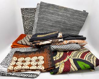 Over 20 Linens: Tablecloths, Napkins, Placemats, Pillow Covers & Fabric Remnants
Lot #: 122