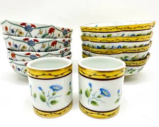 8 Vintage Limoges Ceralene Dessert Bowls In 2 Patterns & 2 Matching Napkin Rings, Appears Unused
Lot #: 98