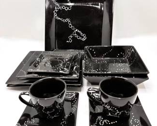 Bespoke Porcelain Company 2012 Dinner Set For 2 (12 Pieces)
Lot #: 145