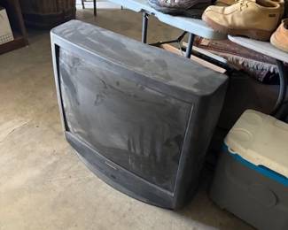     Retro CRT Television
    A classic CRT television, perfect for vintage electronics enthusiasts or retro gaming setups. A nostalgic addition for collectors.