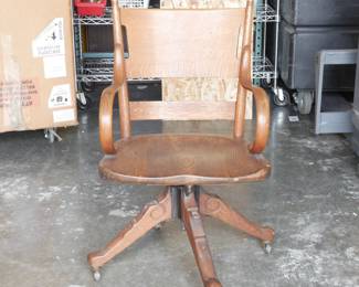 Arts & Crafts Oak Revolving Desk Chair