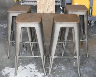 4 BTExpert Industrial Stackable Bar Stools