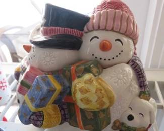 Fitz And Floyd Classics Frosty Folks Cookie Jar
