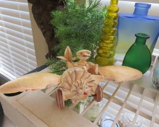 Vintage Seashell Plane