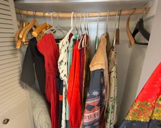 Vintage Womens Clothing