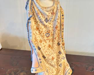 Back view of Cybis Bisque Porcelain Othello ~