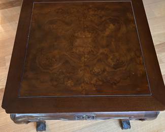 Top of Beautiful Vintage Ming Heritage End Table~