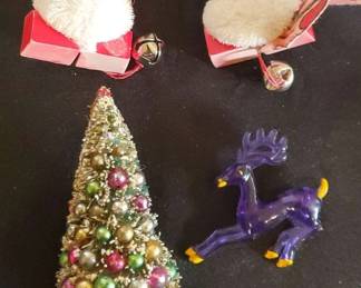 Santa Vintage Xmas Pins