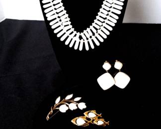 Vintage Trifari Kramer