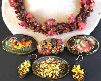 Vintage Checko Brooch, Russian Lacquered Pins 