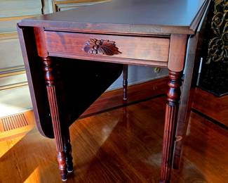 Traditional Mahogany Drop-Leaf Dining Table $245 or bid #12