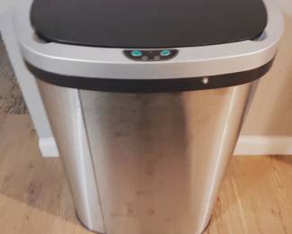 Automatic electronic trash can Chrome stainless steel now $15