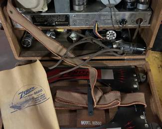 Vintage Zenith Long Distance Radio