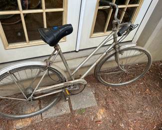 Antique and Vintage Bikes / Bicycles. Shelby, Western Flyer and Schwinn Brands.