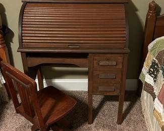 In addition to the three story collectors warehouse, this sale also features the whole house contents of the home including furniture, appliances, electronics and decor!