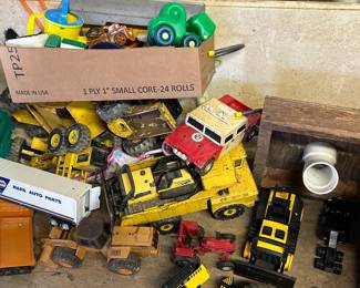 A huge selection of vintage toys from Tonka, Lincoln Logs, Erector Sets and much more!
