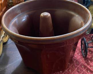 Williams Sonoma Monkey Bread Baker