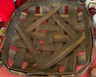 Small Tobacco Basket