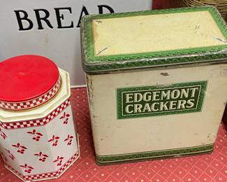 Old Edgemont Crackers Tin