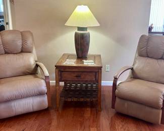 Reclining leather armchairs (set of 2)