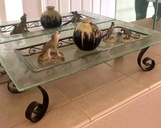 Glass top display platform