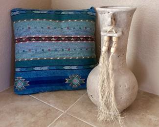 Decorative western pillow and pottery
