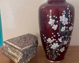 mini vintage piano  music box and floral vase