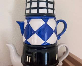 Stackable light house mugs