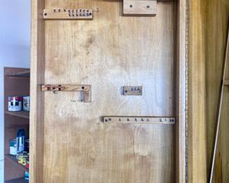 Tool cabinet organizer