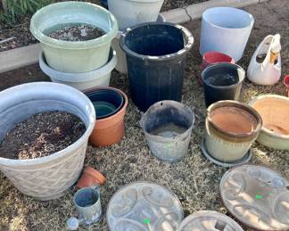 Gardening pots 